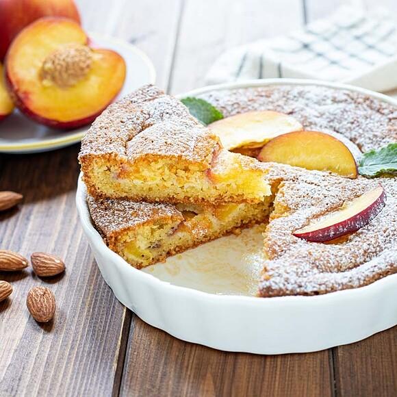 Torta alle pesche e mandorle
