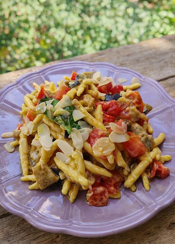 Pasta estiva cremosa