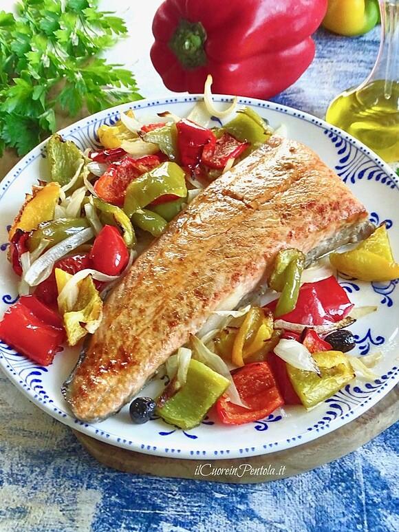 Salmone e peperoni