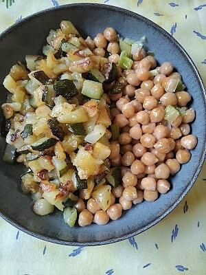 Spadellata ceci e verdure
