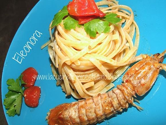 Spaghetti con cicale di mare o spernocchie
